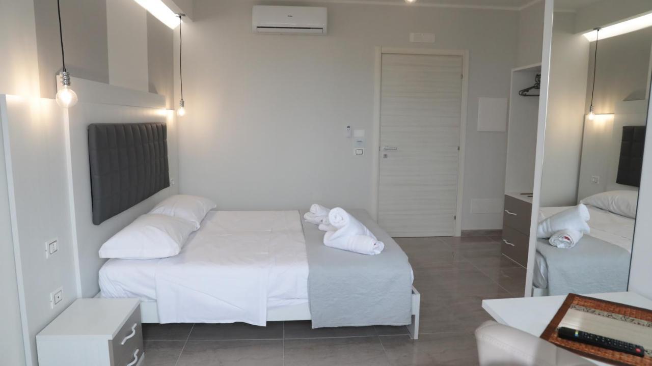 Hotel Blue Marine - Free Parking Tropea Exterior foto