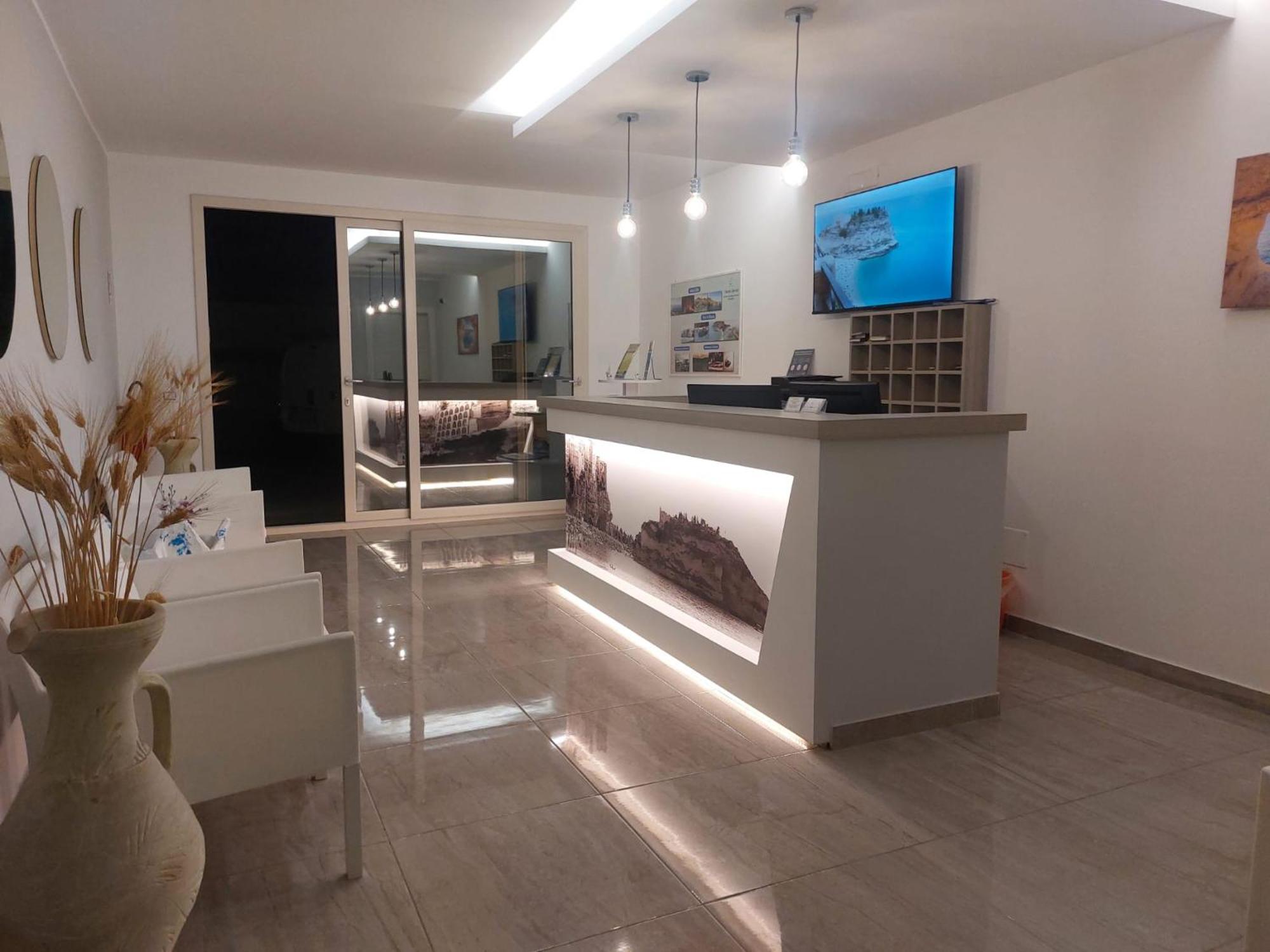 Hotel Blue Marine - Free Parking Tropea Exterior foto
